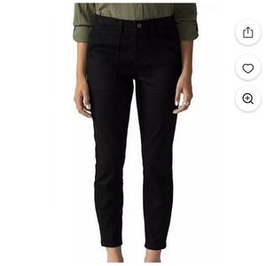 💚5/$25 Social Standard Sanctuary Black High Rise Crop Straight Jeans Size 4
